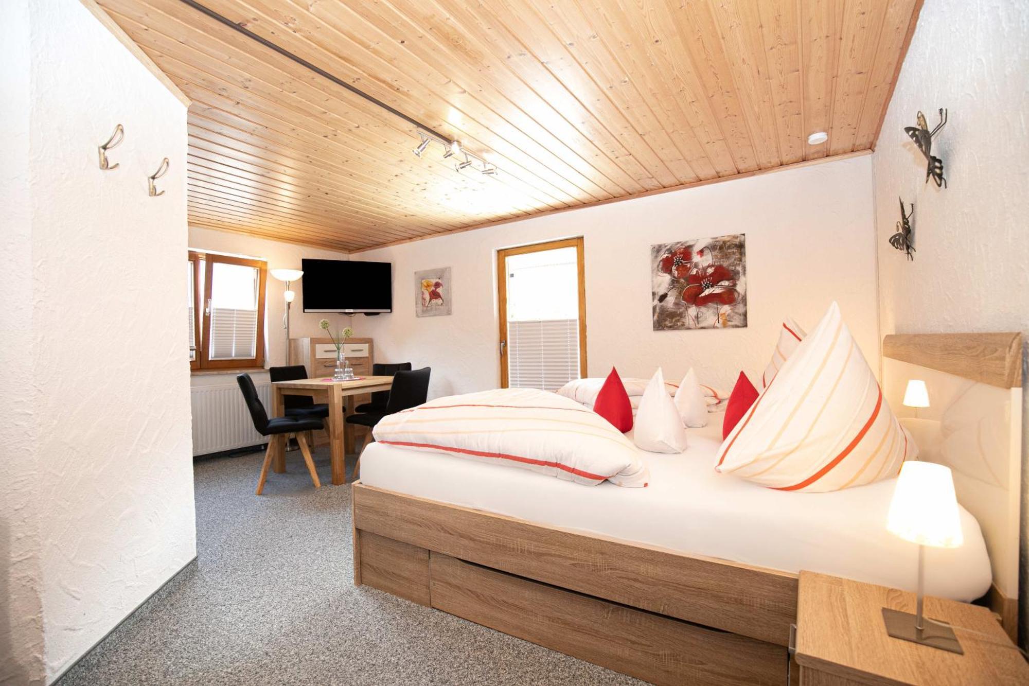 Hotel Restaurant Amadeus - Inclusive Skipass Und Vieles Mehr Bad Hindelang Exteriér fotografie