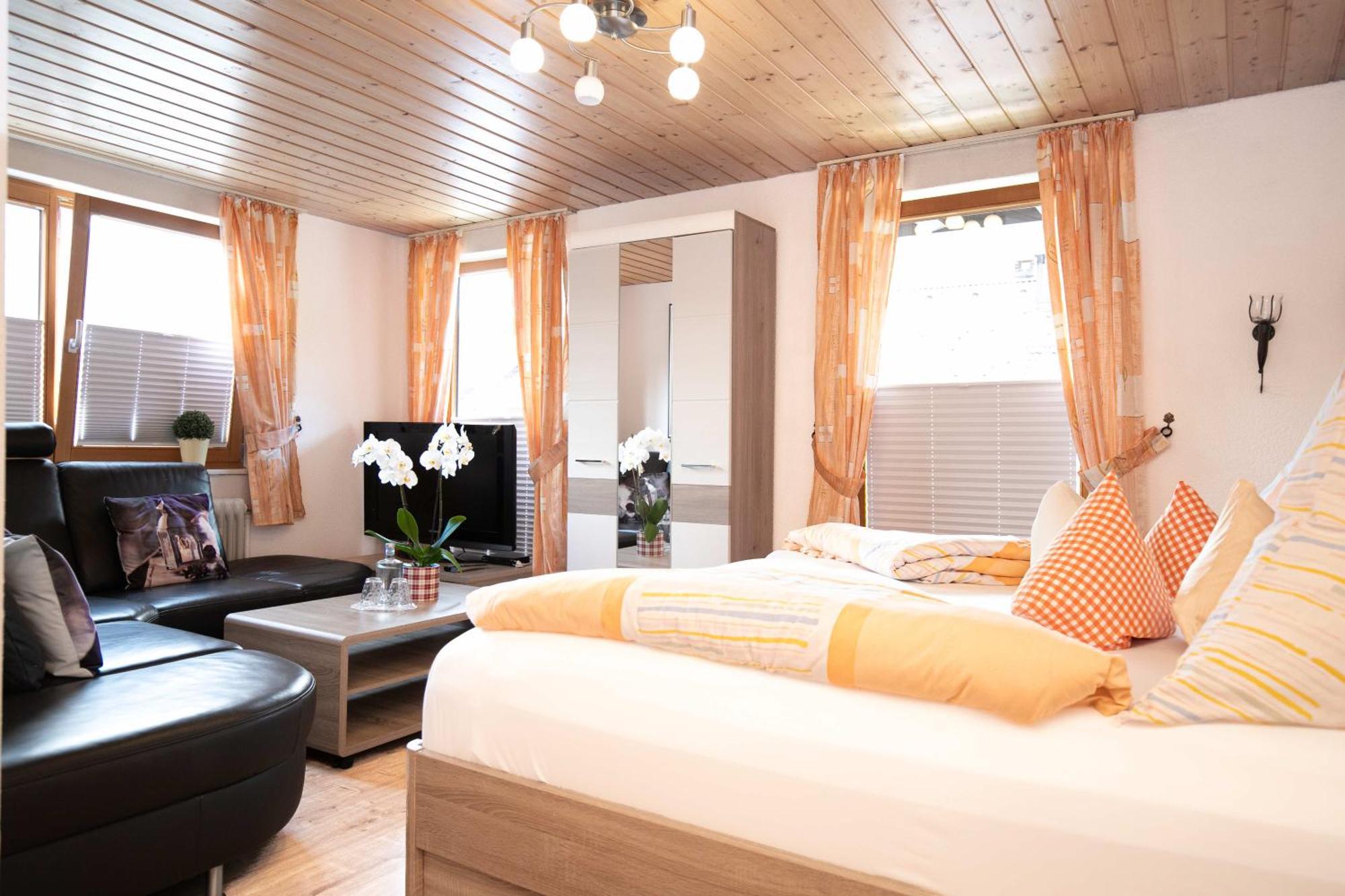 Hotel Restaurant Amadeus - Inclusive Skipass Und Vieles Mehr Bad Hindelang Exteriér fotografie